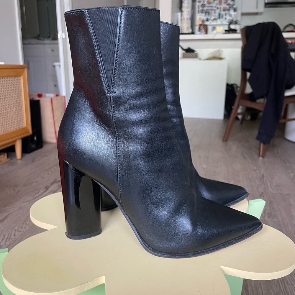 Barbara Bui black leather boots - size 37 1/2 - great condition